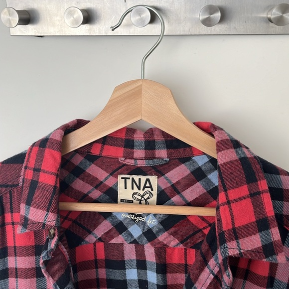 ❤️ Oversized 100% Cotton TNA Flannel Plaid Shirt - Size M - Picture 3 of 7